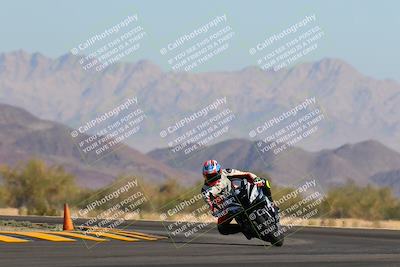 media/Nov-06-2022-SoCal Trackdays (Sun) [[208d2ccc26]]/Turn 14 (930am)/